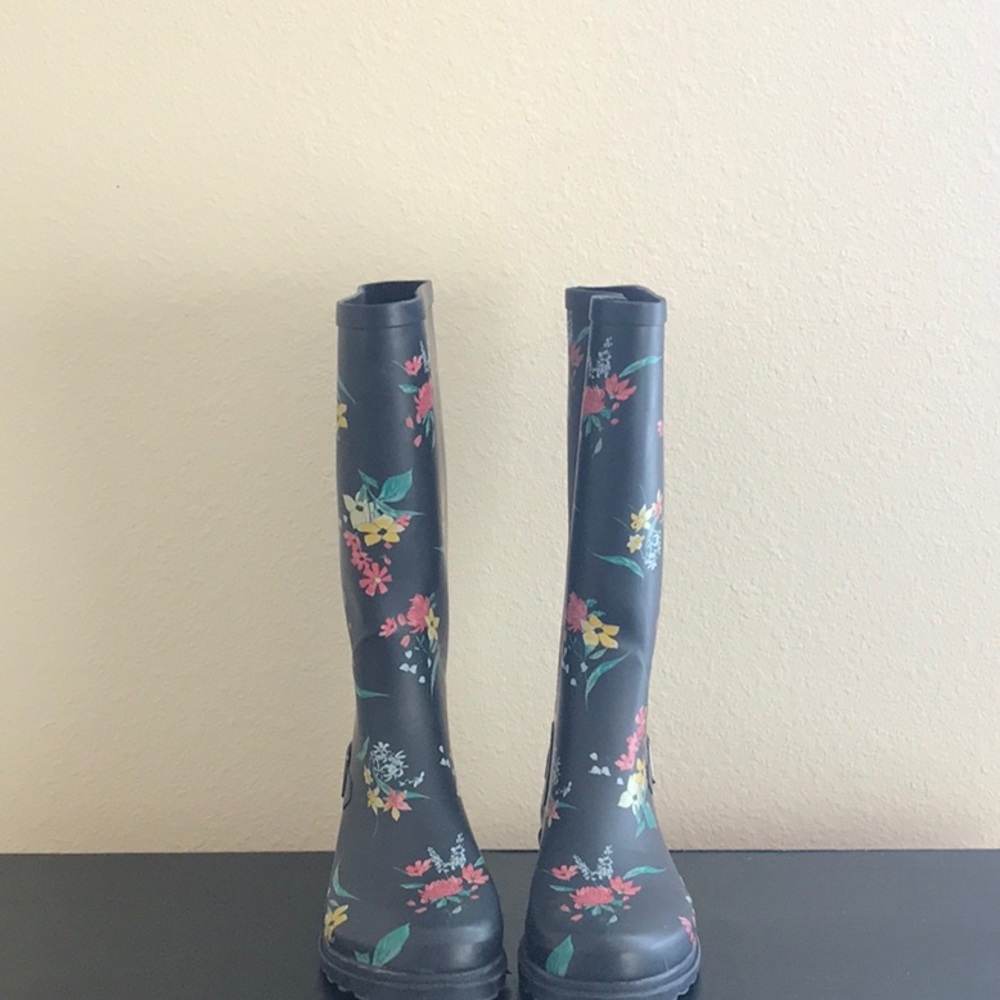 Rain boots